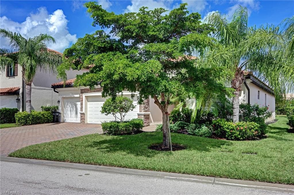 10783 Essex Square Blvd, Fort Myers, photo 3