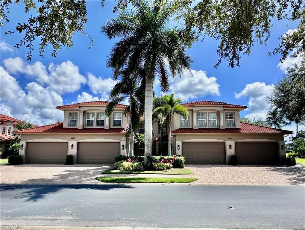 6438 Legacy Cir #304, Naples
