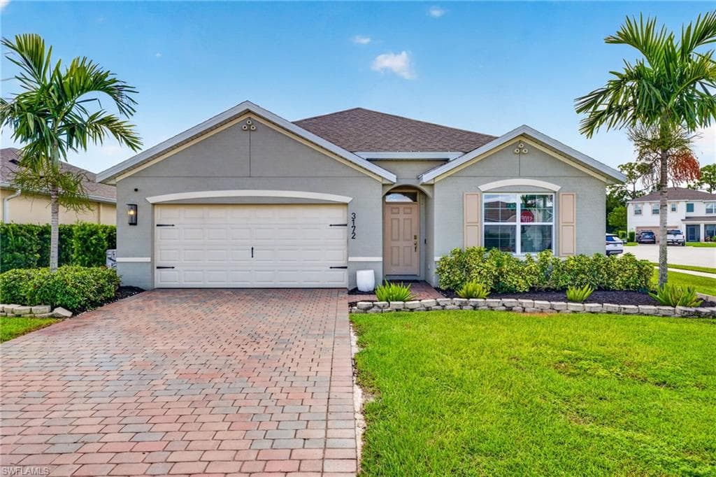 3172 Estancia Ln, Cape Coral, photo 3
