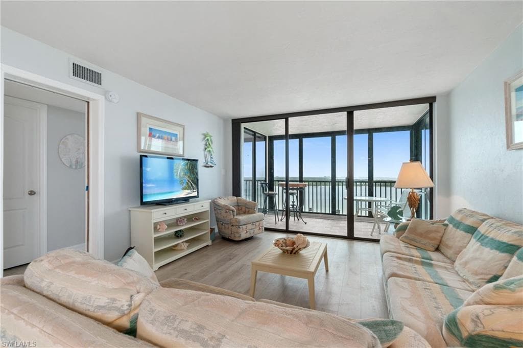 8400 Estero Blvd #805, Fort Myers Beach, photo 3