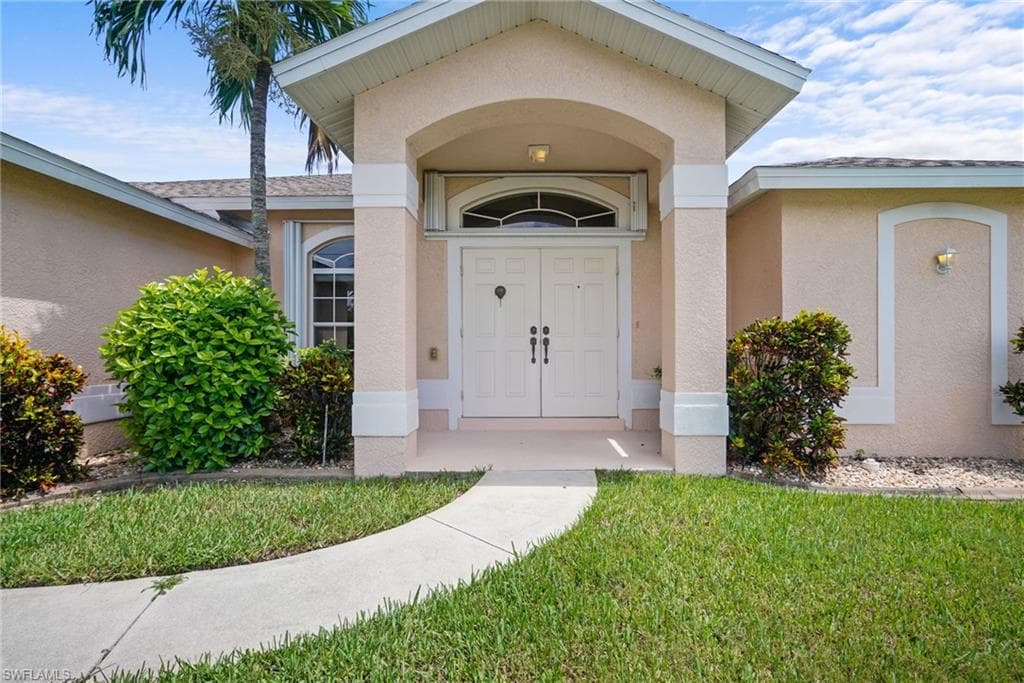 3841 17th Pl, Cape Coral, photo 3