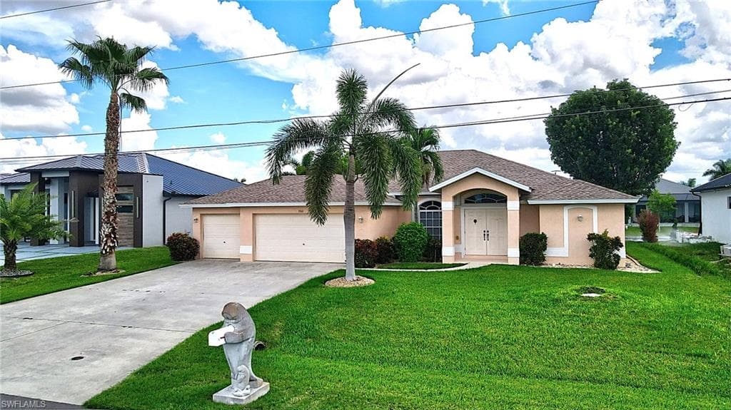 3841 17th Pl, Cape Coral