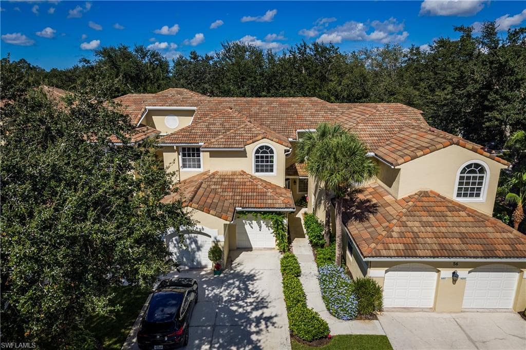 56 Silver Oaks Cir #202, Naples