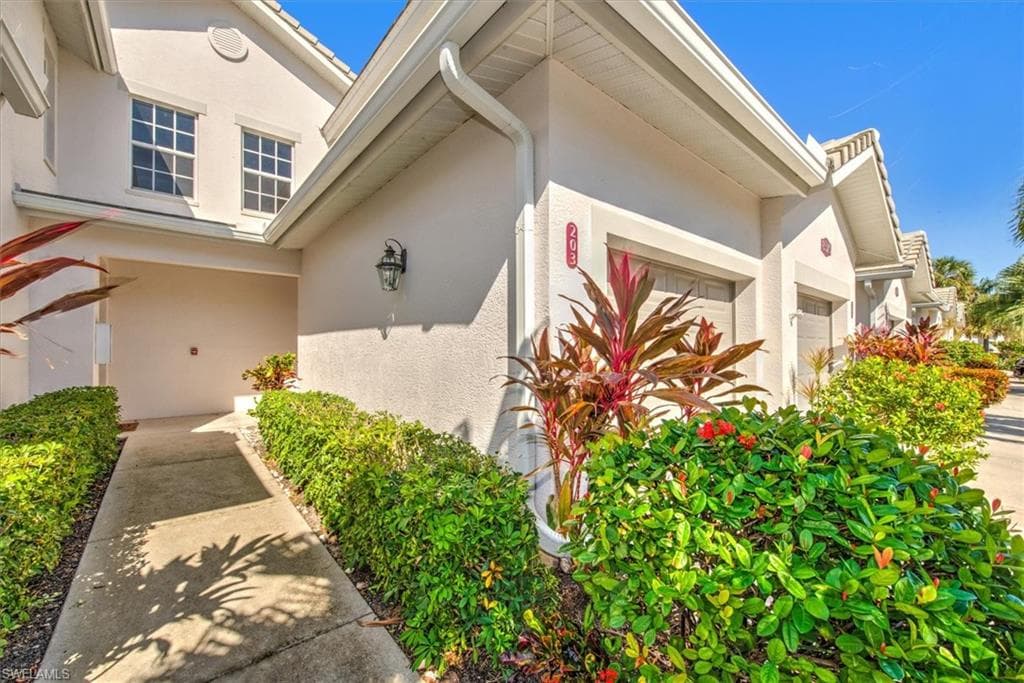 8375 Whisper Trace Ln #203, Naples, photo 3