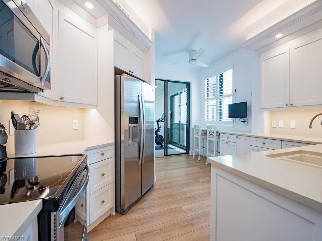 7040 Pelican Bay Blvd #d302, Naples, photo 3