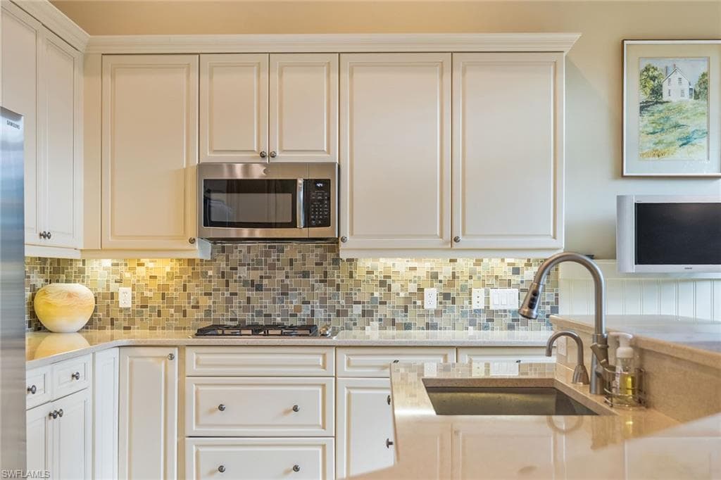 28560 Calabria Ct #201, Naples, photo 2