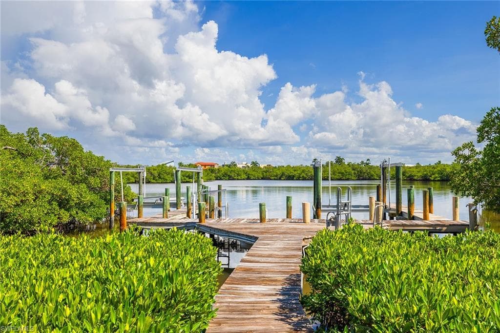 21551 Indian Bayou Dr, Fort Myers Beach, photo 2