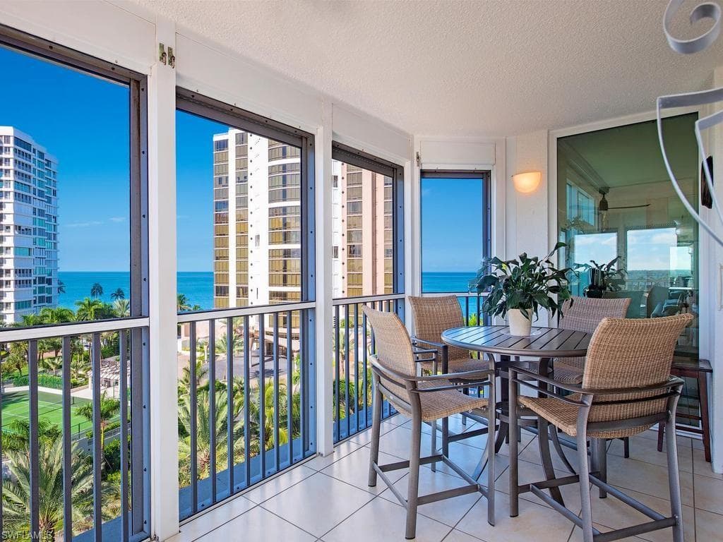4401 Gulf Shore Blvd #807, Naples, photo 2