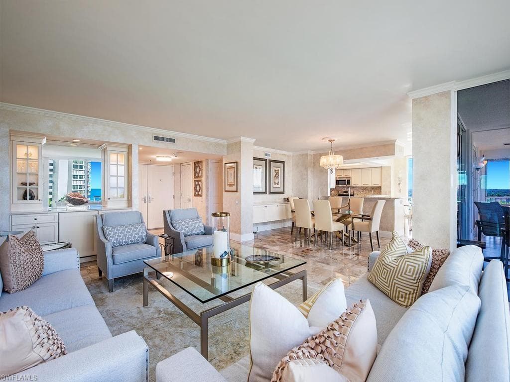 4401 Gulf Shore Blvd #807, Naples, photo 3