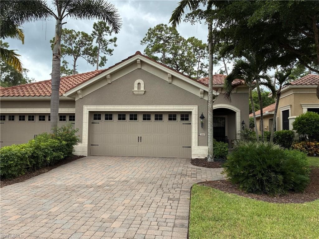 10069 Antori Dr, Estero