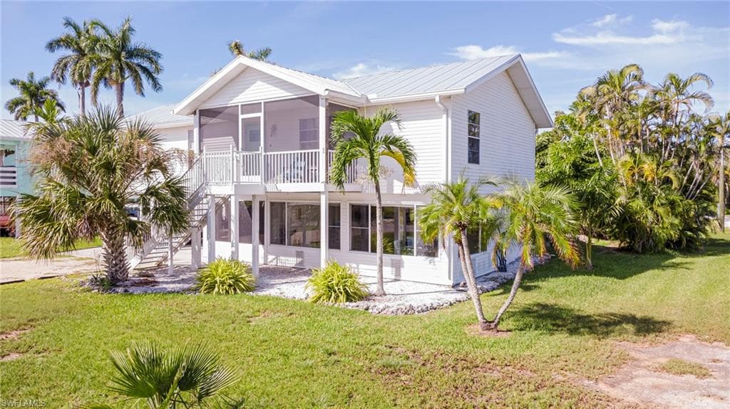 2471 Avocado St, St. James City