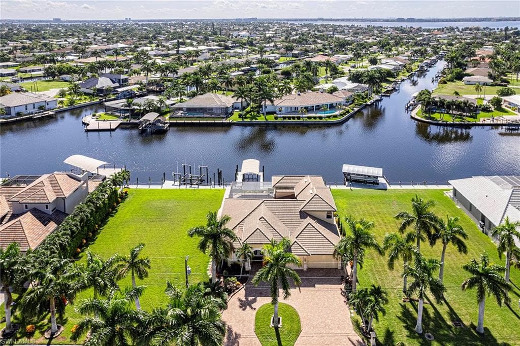 5055 Sorrento Ct, Cape Coral, photo 2