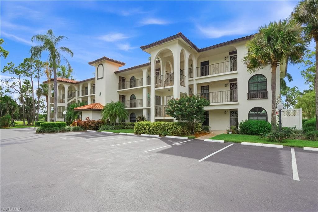 269 Deerwood Cir #14, Naples, photo 2