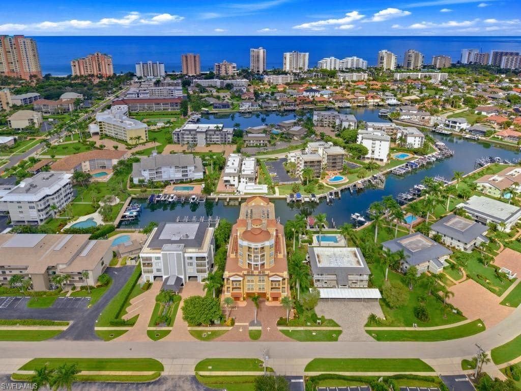 908 Panama Ct #405, Marco Island, photo 2