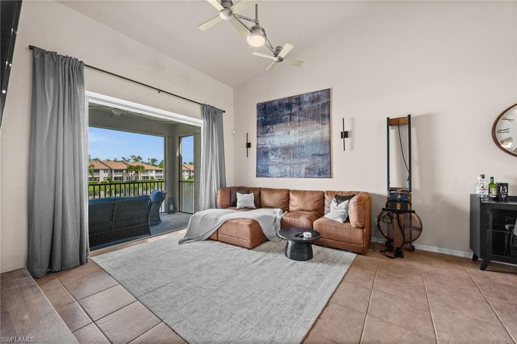 6295 Wilshire Pines Cir #607, Naples, photo 2