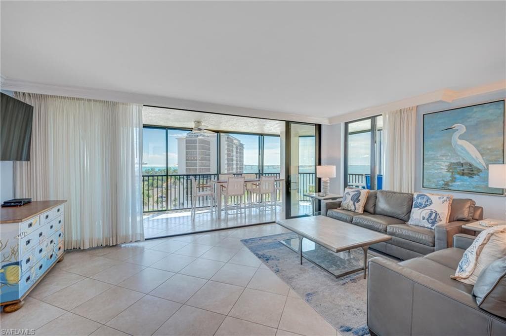 17080 Harbour Point Dr #711, Fort Myers, photo 3