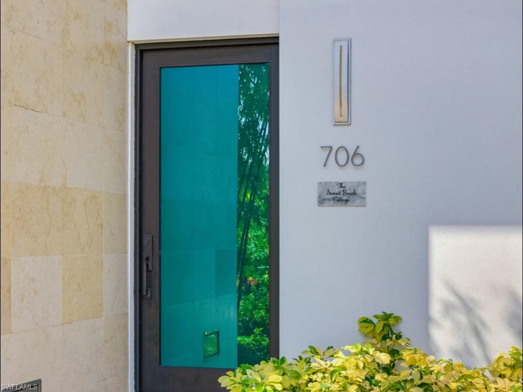 706 Waterside Dr, Marco Island, photo 2