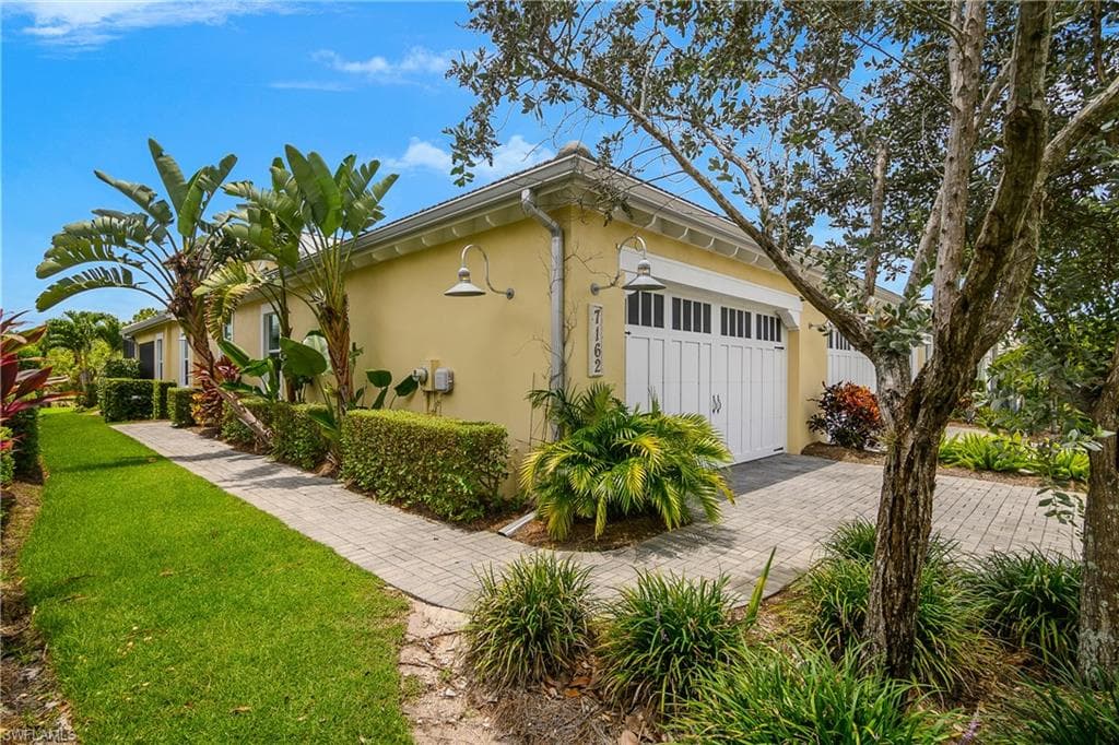7162 Dominica Dr, Naples, photo 3