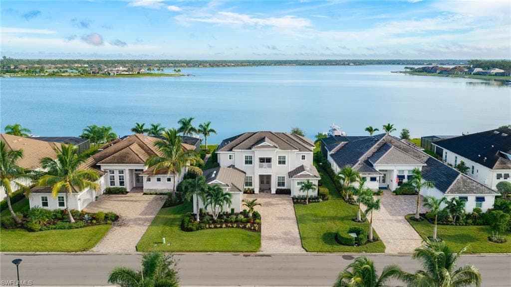 18165 Wildblue Blvd, Fort Myers, photo 2