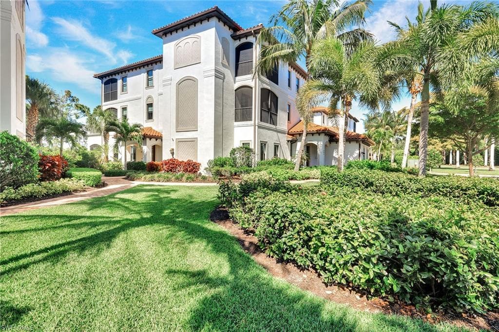 4560 Colony Villas Dr #1701, Bonita Springs, photo 2