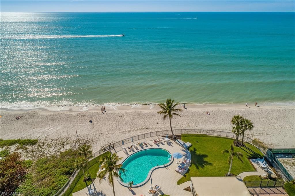 1717 Gulf Shore Blvd #101, Naples, photo 3