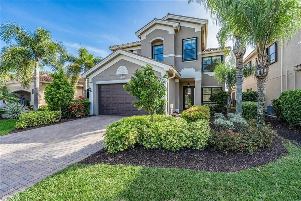 11546 Meadowrun Cir, Fort Myers
