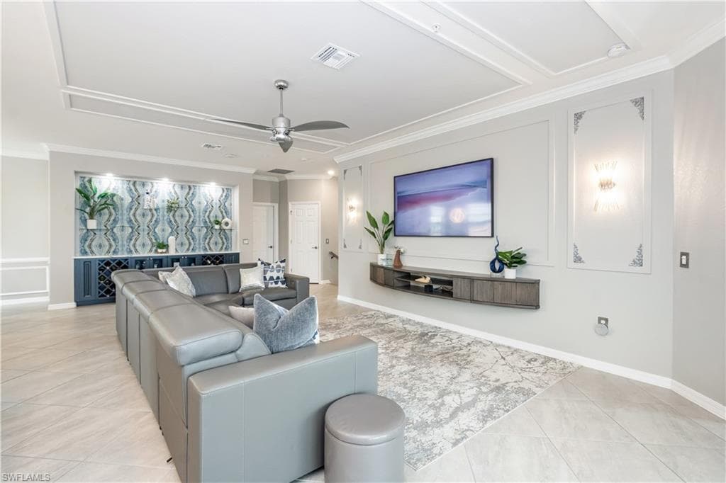 12036 Hawthorn Lake Dr #202, Fort Myers, photo 2