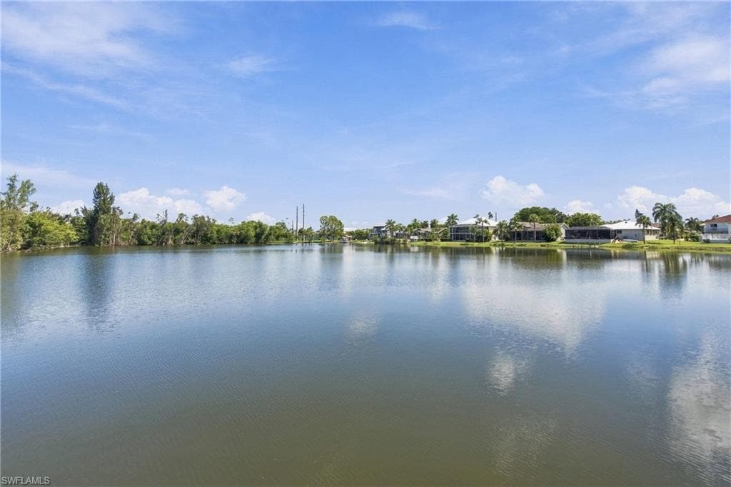 6040 Lake Grasmere Way, Fort Myers, photo 2