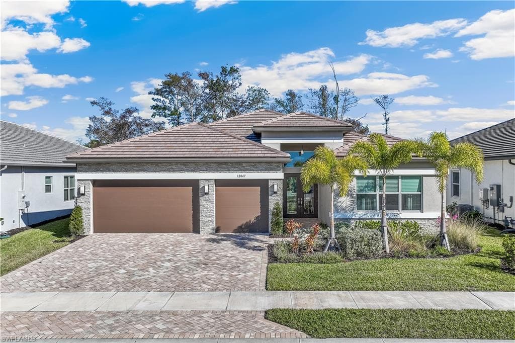 12047 Oleander Ave, Naples, photo 2