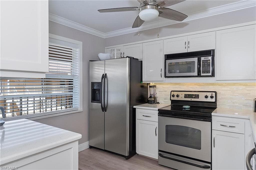 1051 Foxfire Ln #307, Naples, photo 3