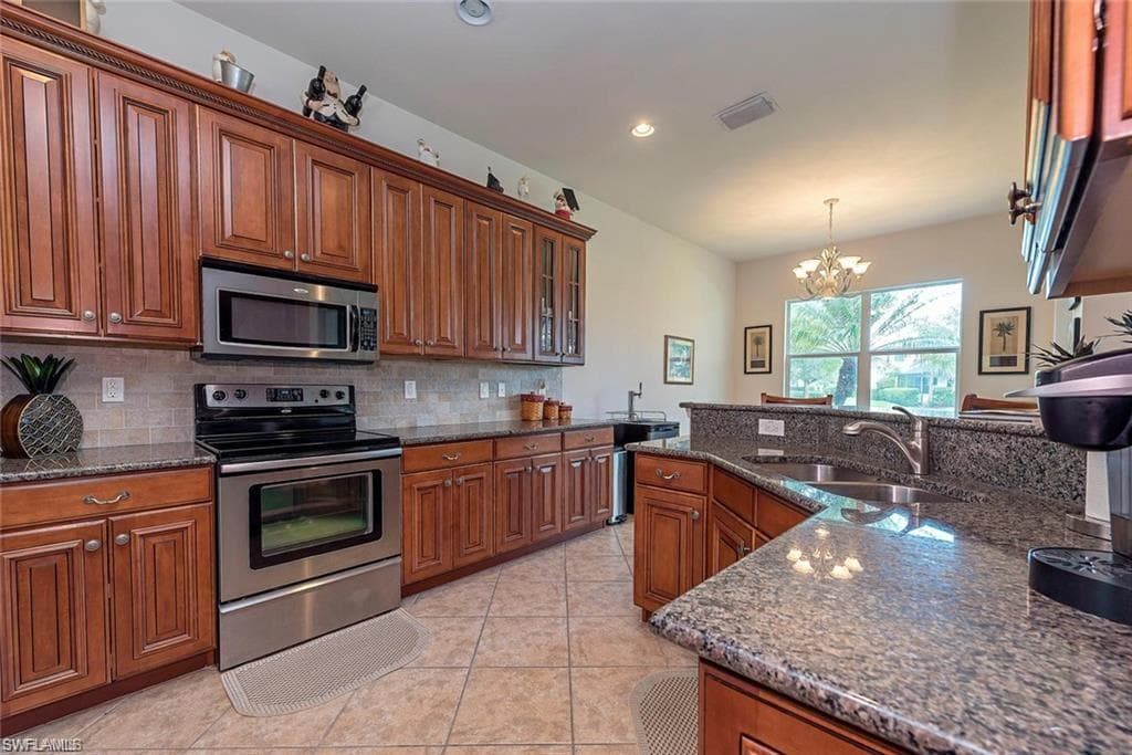 10304 Flat Stone Loop, Bonita Springs, photo 2