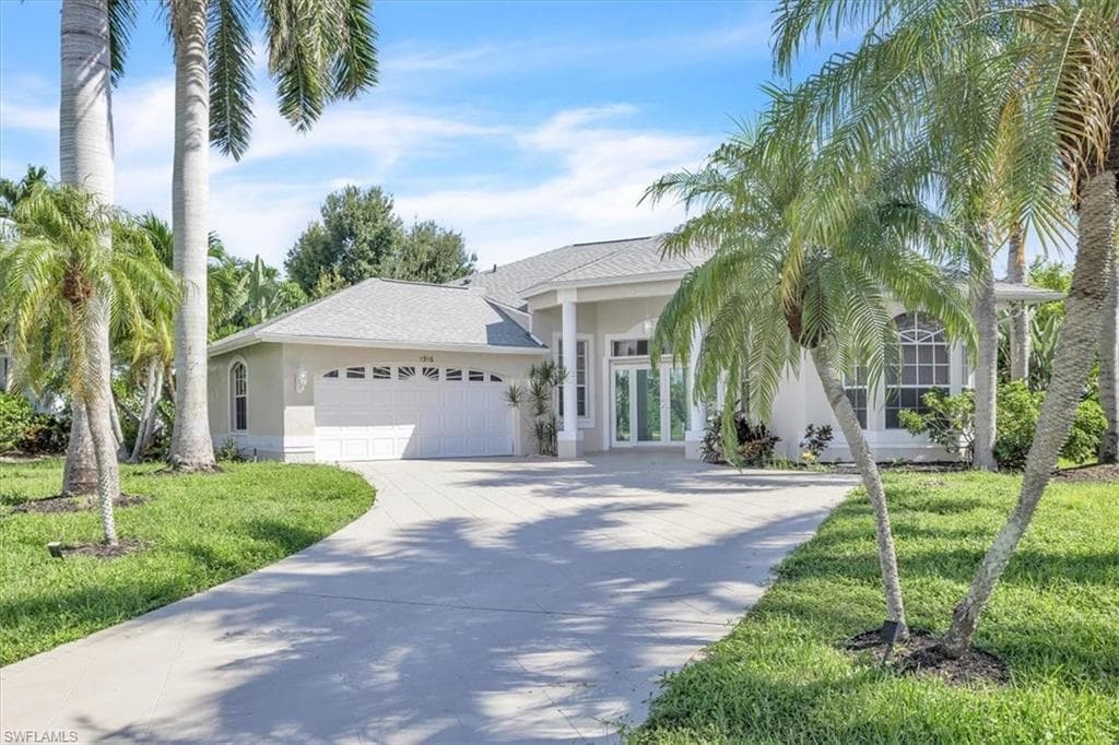 1916 53rd Ln, Cape Coral