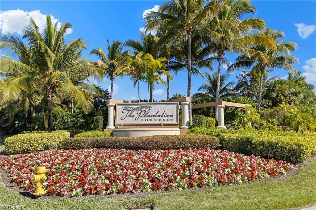 10351 Glastonbury Cir #201, Fort Myers, photo 2