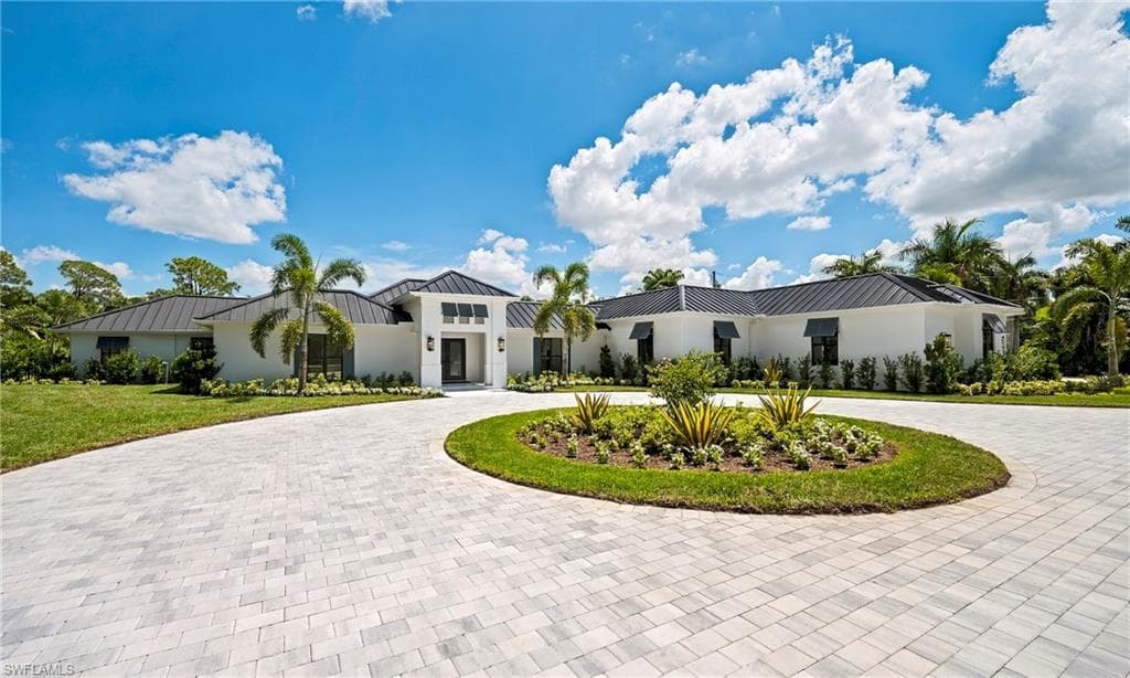 620 Carica Rd, Naples, photo 2