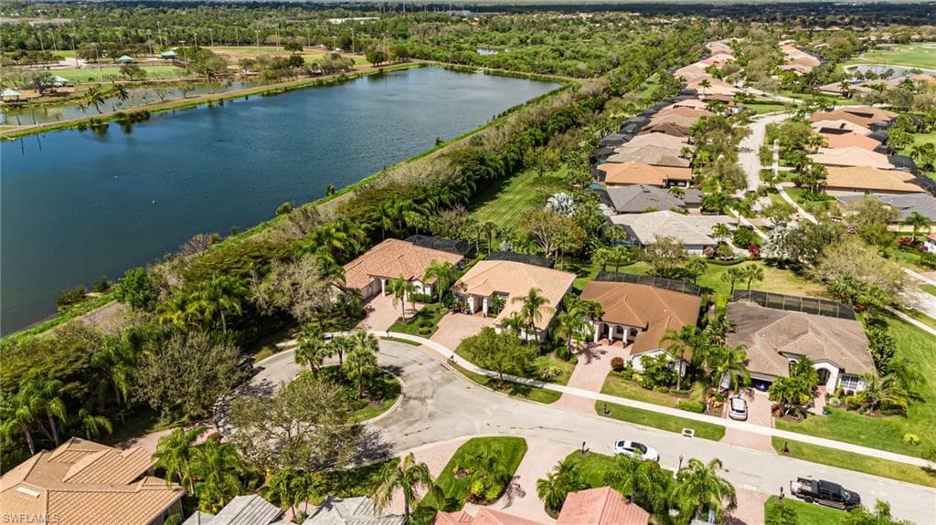 9049 Bronco Ct, Naples, photo 2
