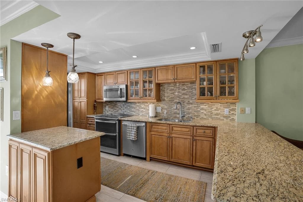 270 Collier Blvd #405, Marco Island, photo 2
