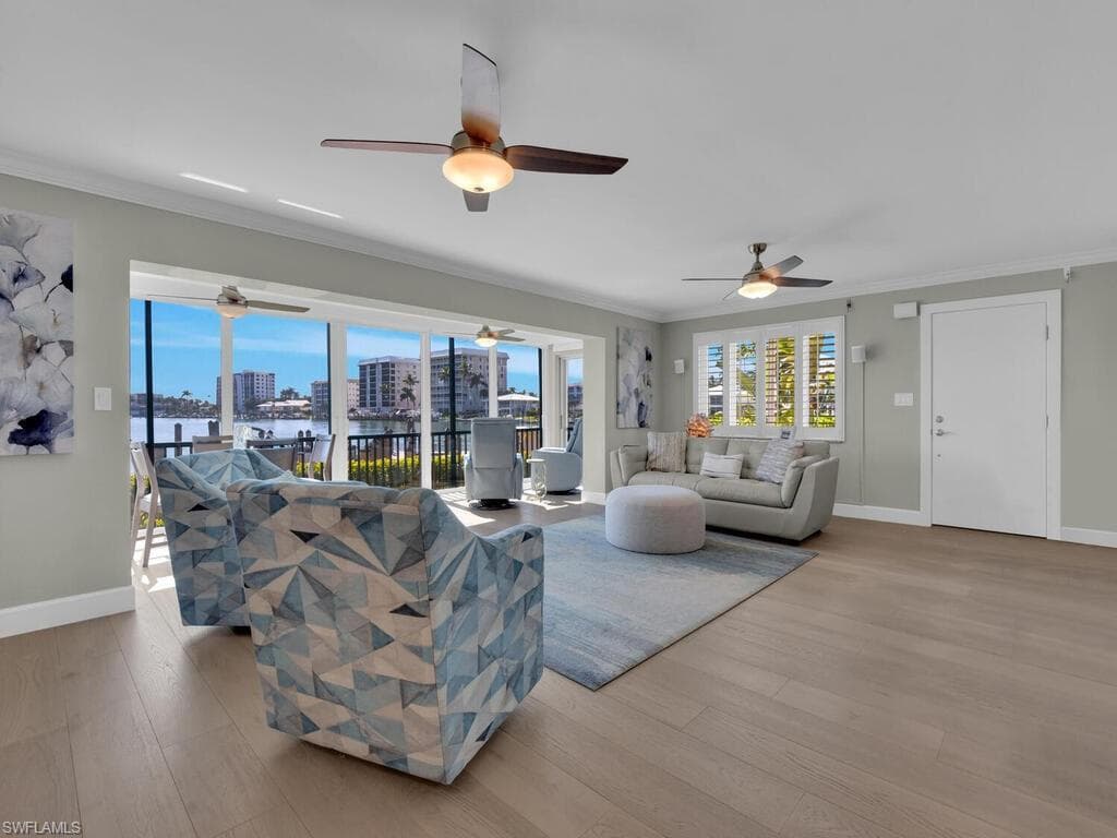 222 Harbour Dr #103, Naples, photo 2