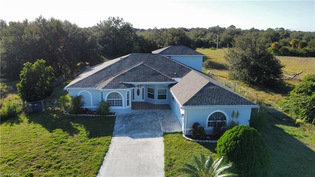1709 Moore Ave, Lehigh Acres, photo 2