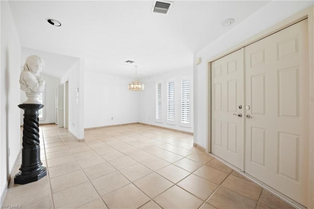3066 Round Table Ln, Naples, photo 2