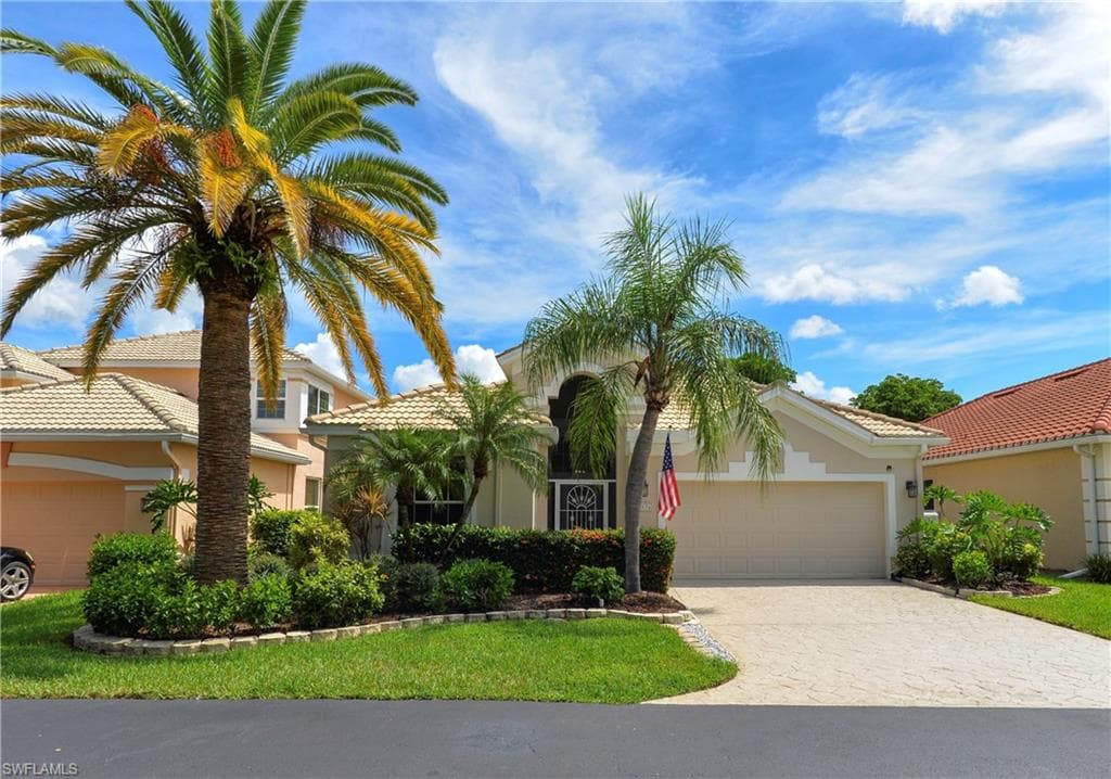 14856 Crescent Cove Dr, Fort Myers