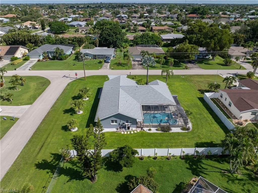514 34th Ter, Cape Coral, photo 2