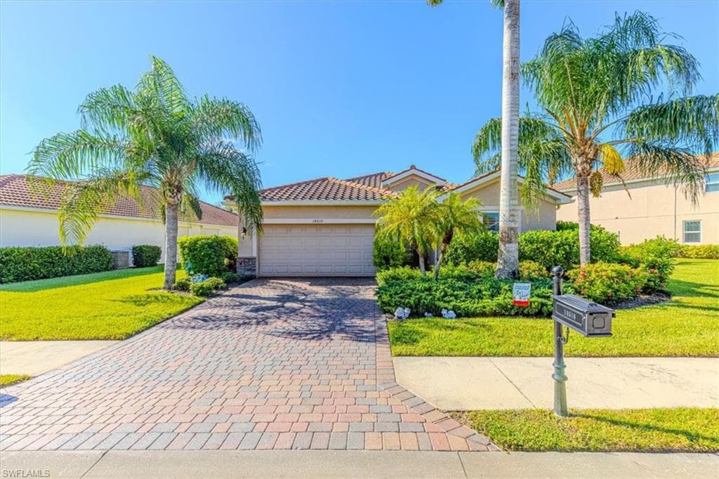 14510 Lanier Ct, Naples, photo 3