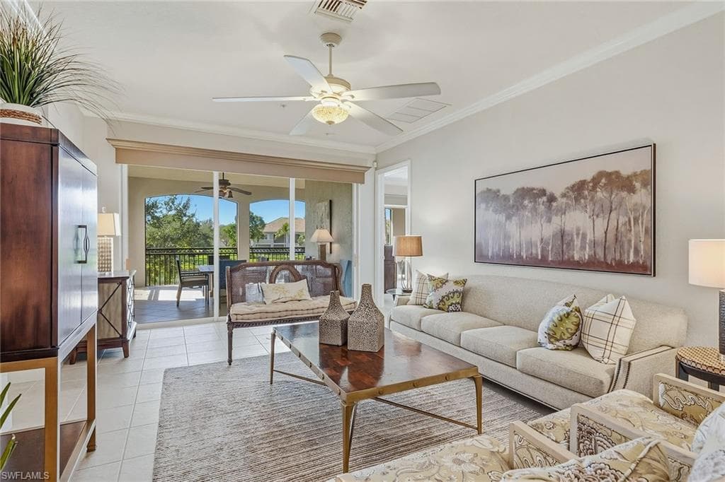 9238 Tesoro Ln #203, Naples, photo 2