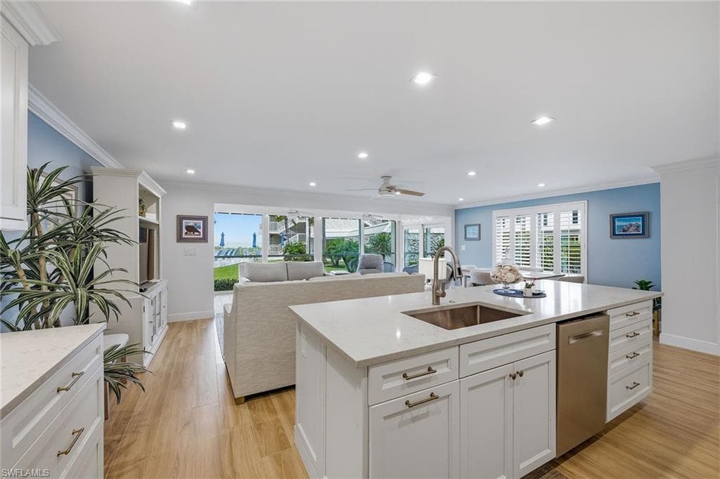 2875 Gulf Shore Blvd #106, Naples