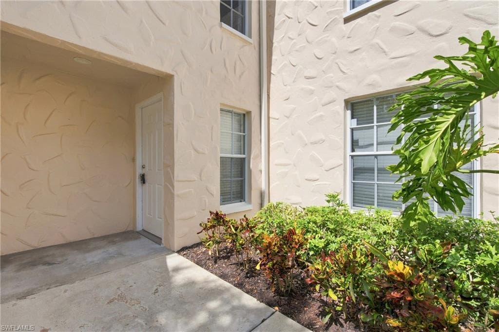 100 Siena Way #1201, Naples, photo 2