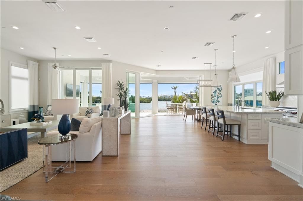 5997 Cypress Ln, Bonita Springs