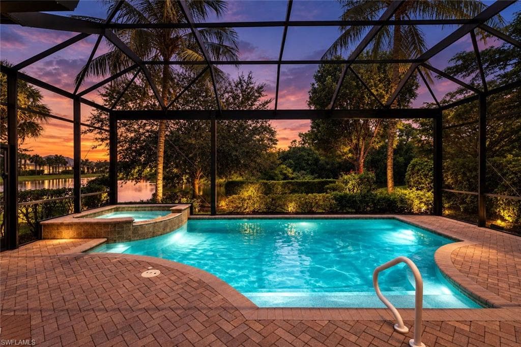 8936 Cherry Oaks Trl, Naples