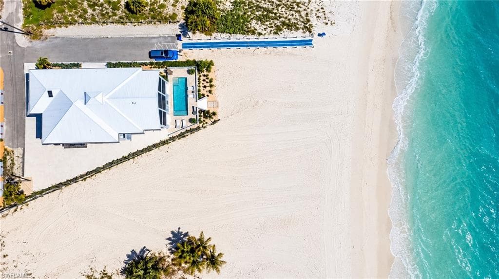 61 Mango St, Fort Myers Beach, photo 3