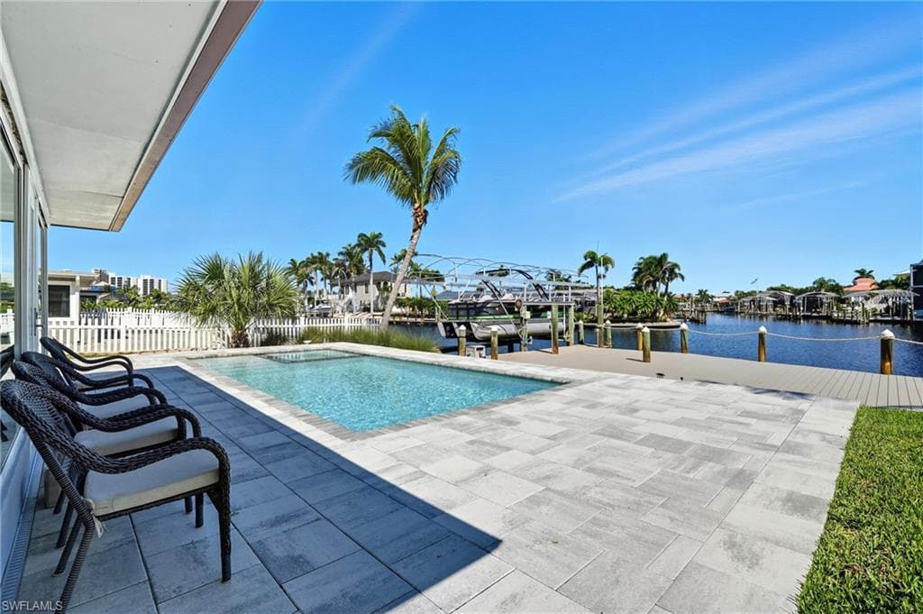 35 Fairview Blvd, Fort Myers Beach, photo 3