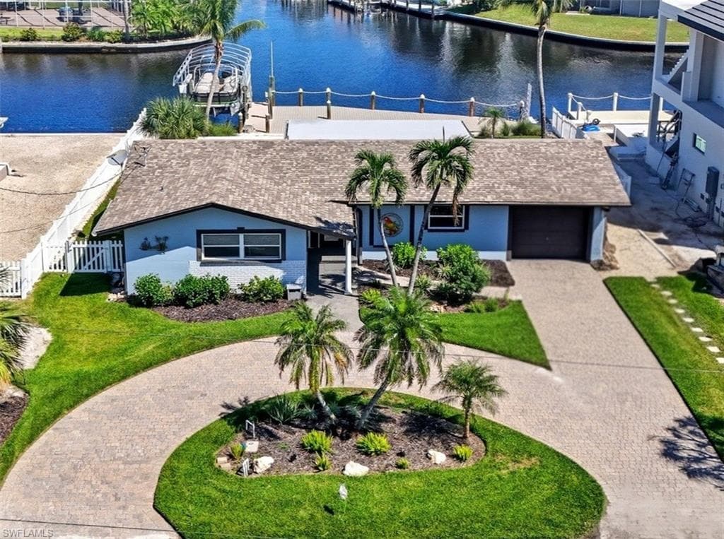 35 Fairview Blvd, Fort Myers Beach
